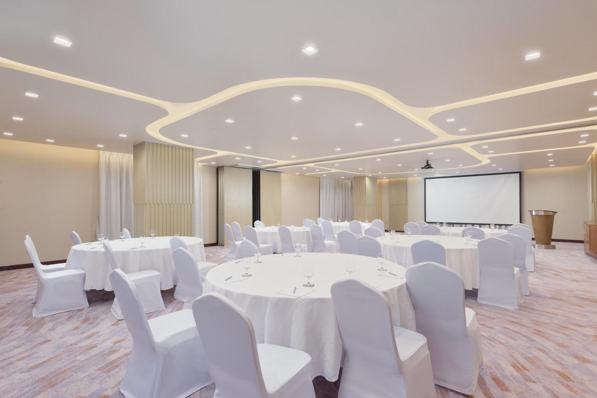 Intercityhotel Bawshar Mascate Extérieur photo